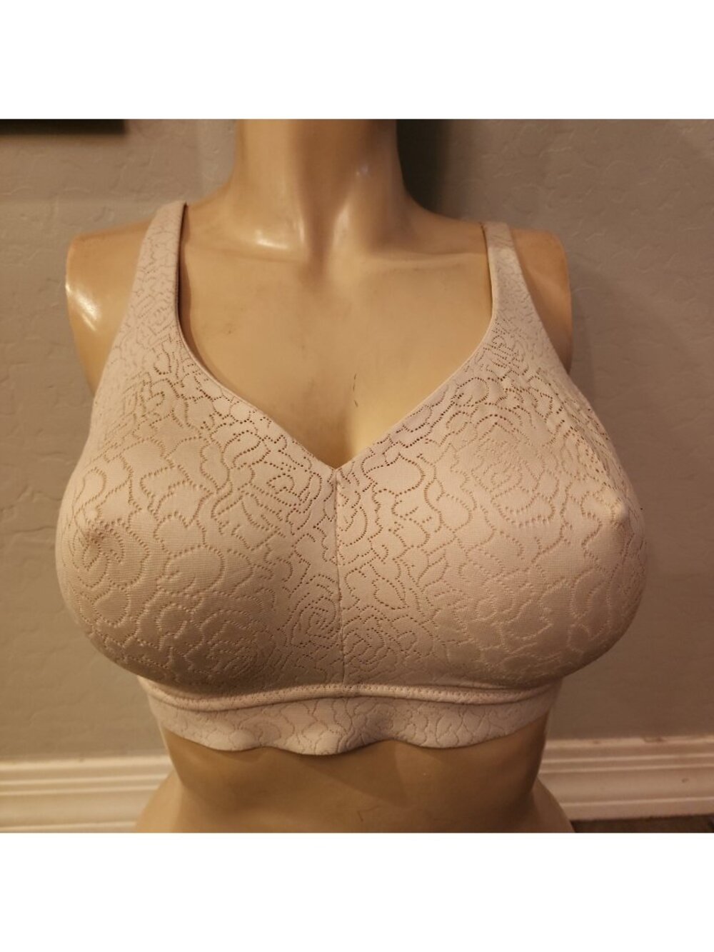Wacoal Bra 36DD Nude Wireless Unlined 852345